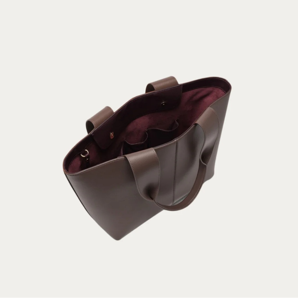 Classic Brown Leather Tote Bag - Everyday Carry — image 2 of 4